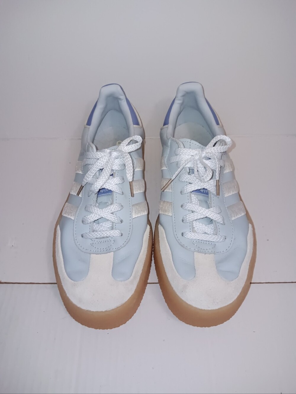ADDIAS SAMBA BLUE METALLIC GUM SOLE SNEAKERS WOMENS 8"